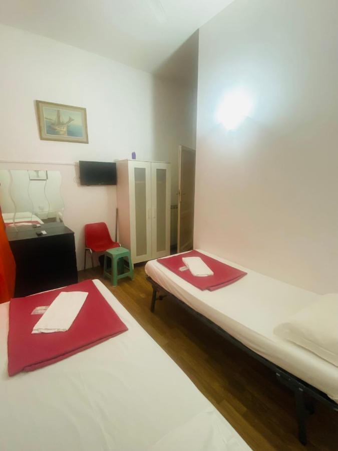 Roman Place Ngoại thất bức ảnh